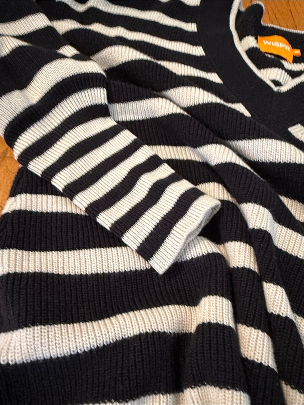 WISPR cotton silk blend Natalia Black & cream Striped V-Neck Sweater size M - Picture 3 of 4